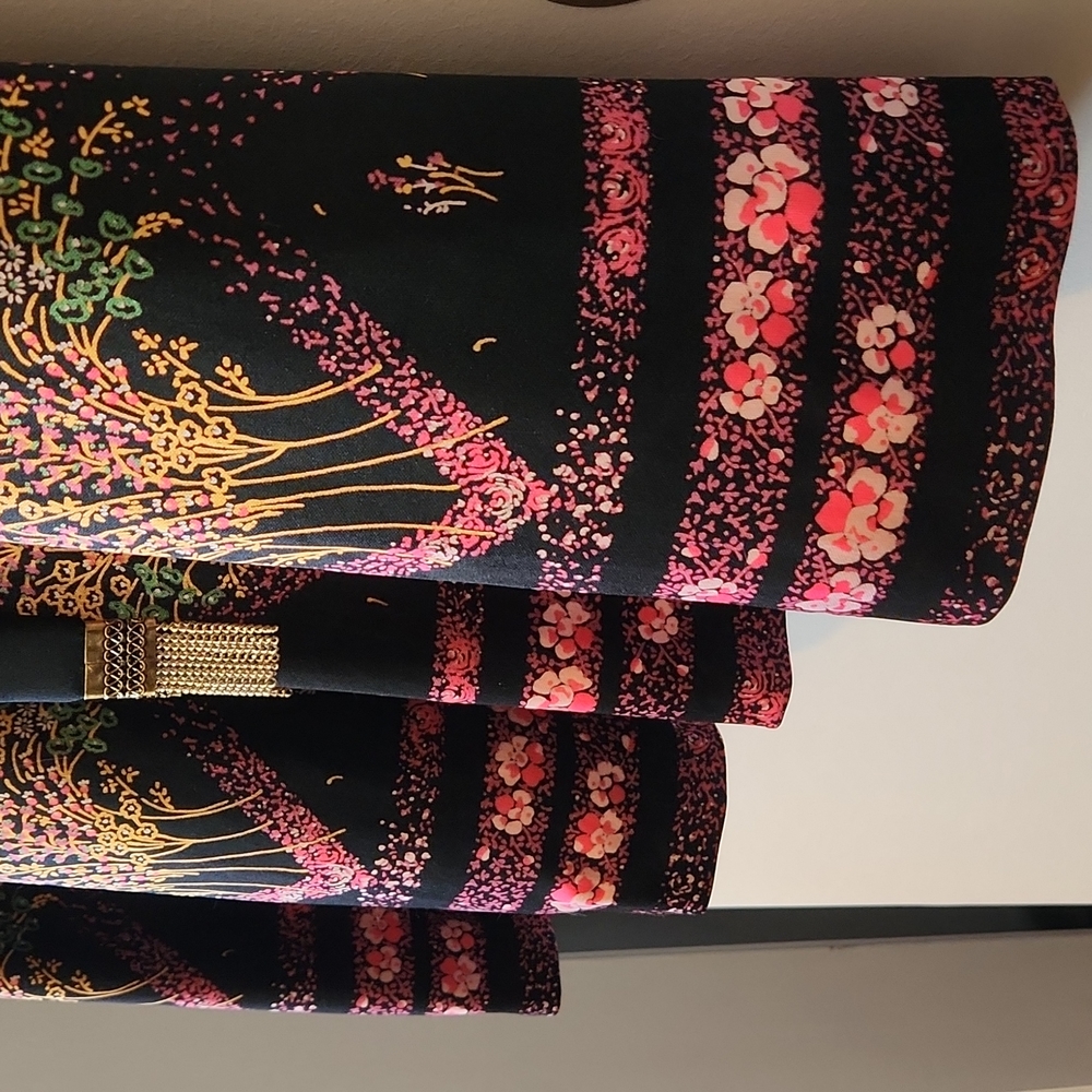 Vintage Floral Dress - Picture 9 of 16